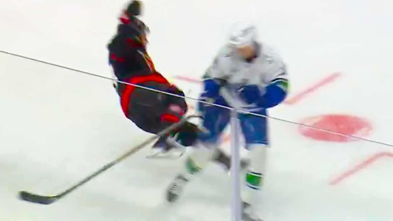 Elias Pettersson Hit on Tim Stutzle | Vancouver Canucks vs Ottawa Senators 2024 NHL Highlights