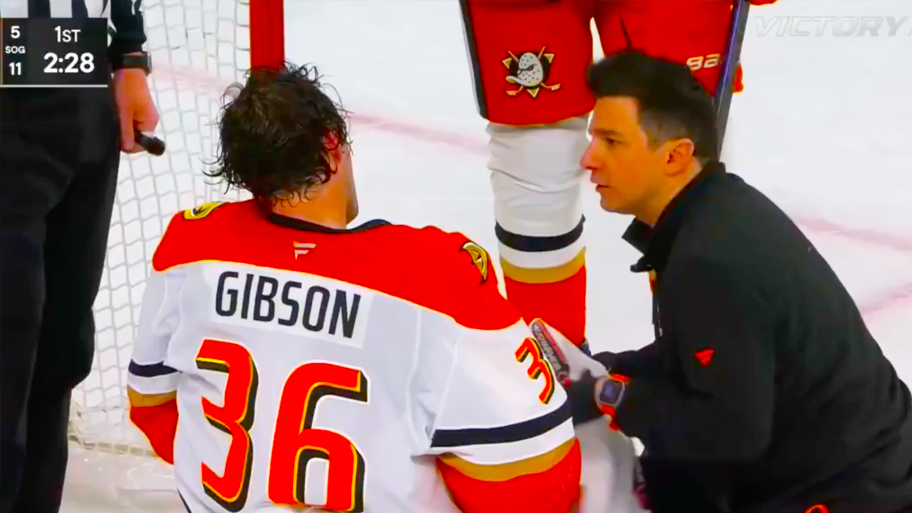 John Gibson Forced to Leave Game After Tanner Laczynski’s Stick Blade Hits His Mask | Vegas Golden Knights vs Anaheim Ducks 2024 NHL Highlights