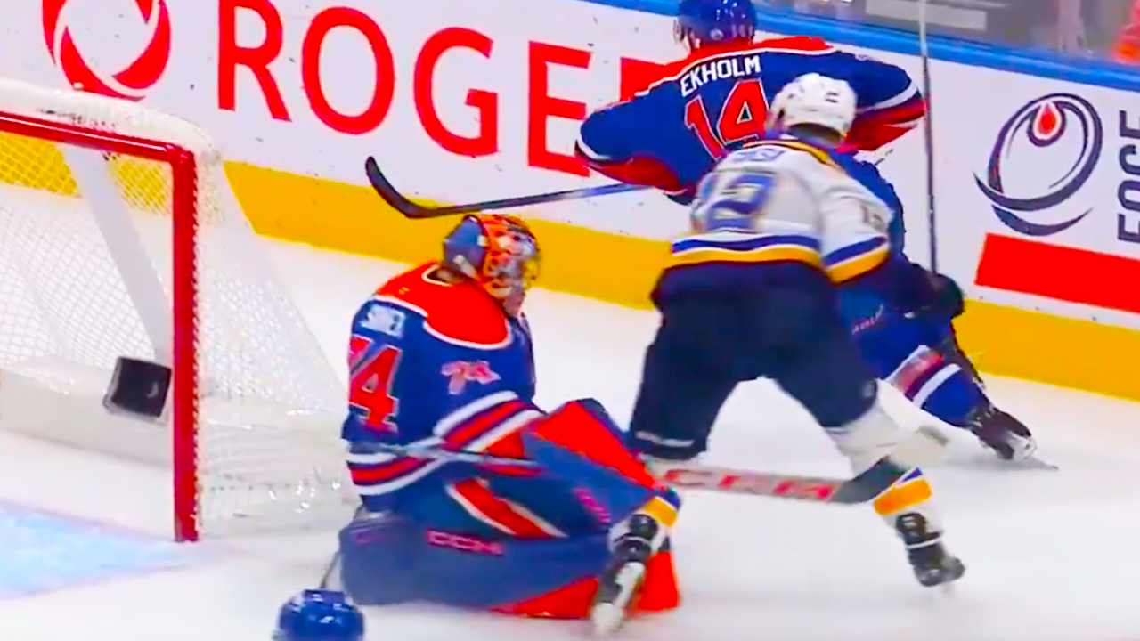 Radek Faksa Collision with Stuart Skinner | Edmonton Oilers vs St. Louis Blues Highlights