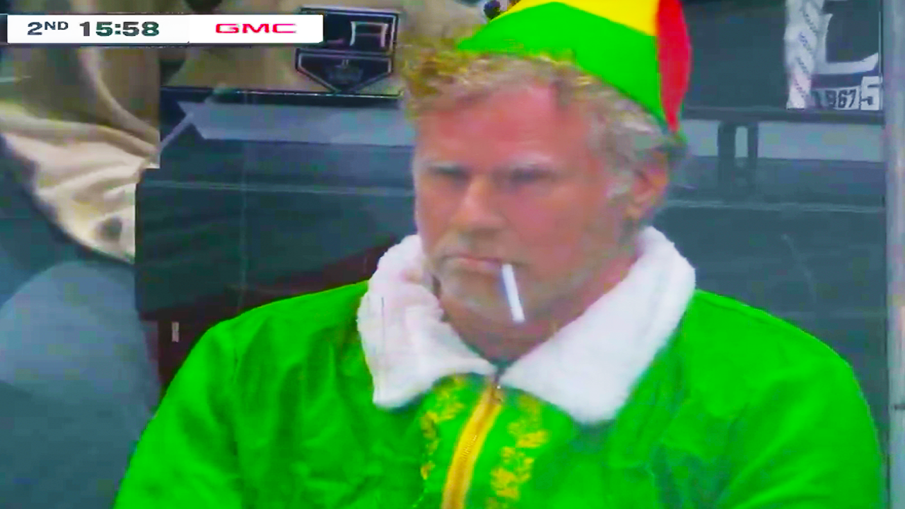 Will Ferrell sighting as Buddy the Elf at Game | Philadelphia Flyers vs LA Kings 2024 NHL Highlights