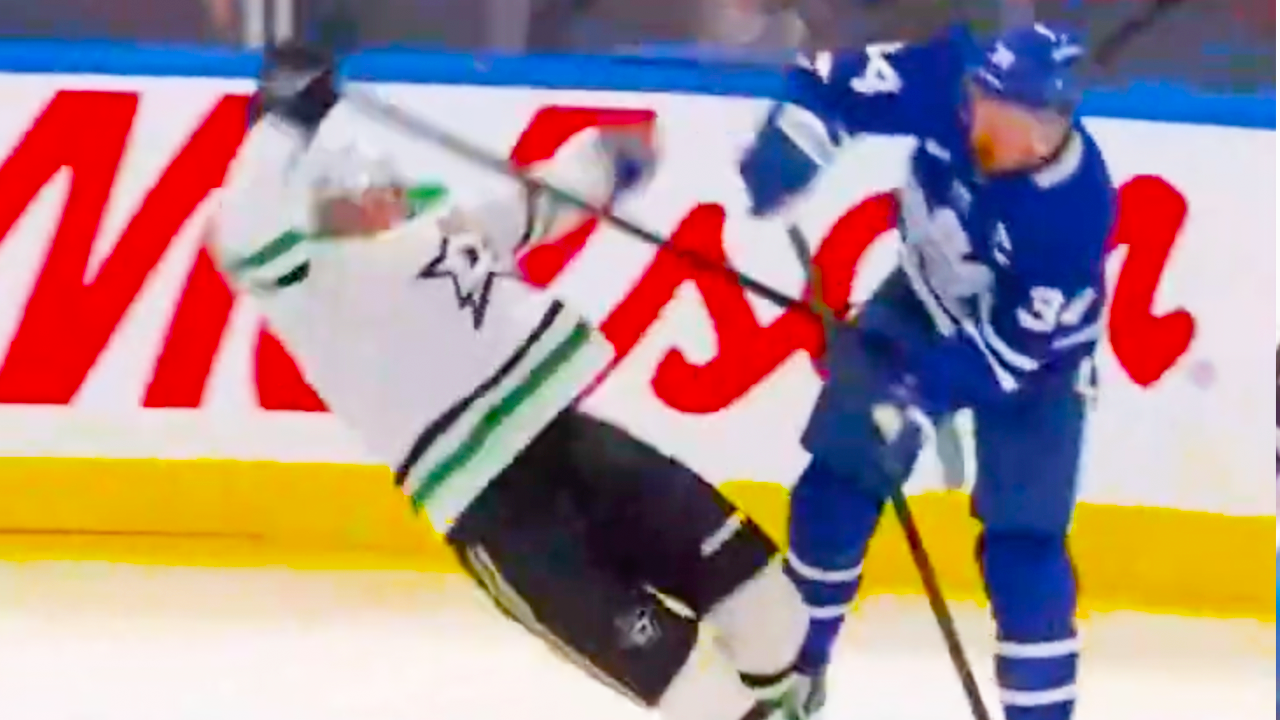 Auston Matthews Hit On Roope Hintz | Dallas Stars vs Toronto Maple Leafs 2025 NHL Highlights