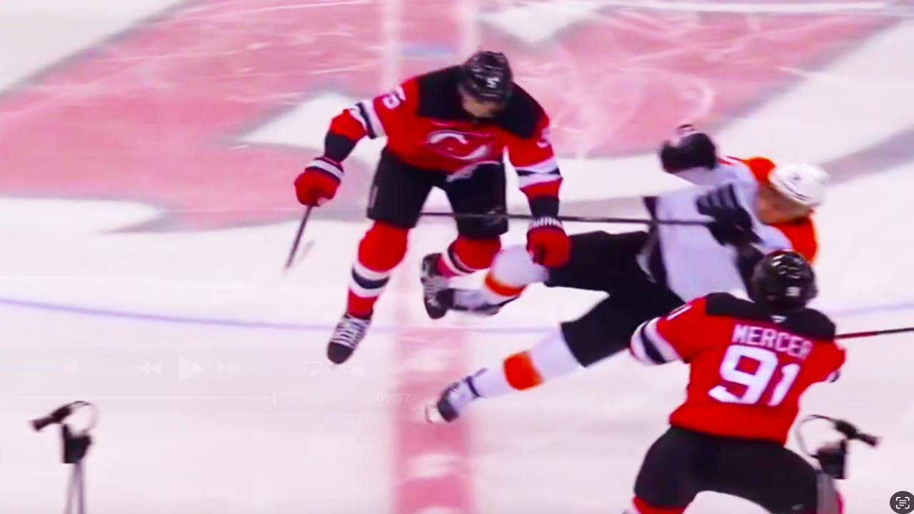 Brendan Dillon Hit On Owen Tippett | New Jersey Devils vs Philadelphia Flyers 2025 NHL Highlights