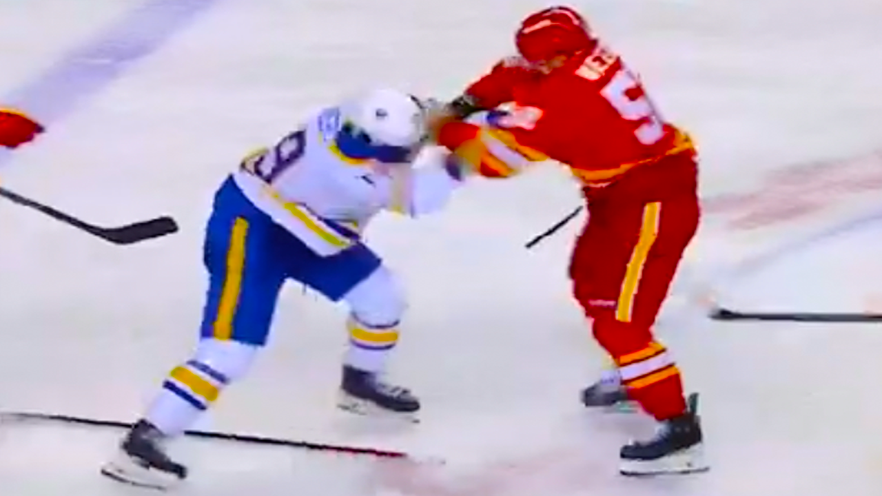 Peyton Krebs MacKenzie Weegar Fight | Calgary Flames vs Buffalo Sabres 2025 NHL Highlights