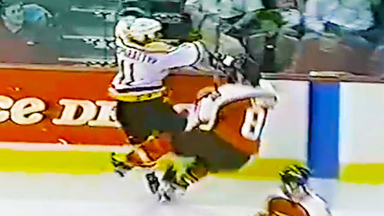 Darius Kasparaitis Hit on Eric Lindros (Injury) | Pittsburgh Penguins vs Philadelphia Flyers NHL Highlights