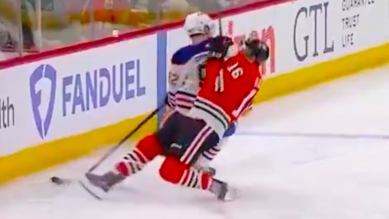Jason Dickinson needed help off the ice after getting tangled up with Vasily Podkolzin | Blackhawks vs Oilers Highlights