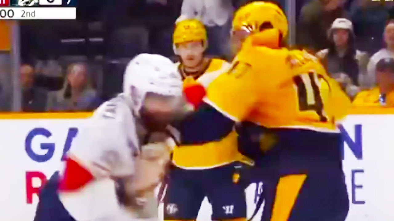 Jonah Gadjovich Michael McCarron Fight | Nashville Predators vs Florida Panthers 2025 NHL Highlights