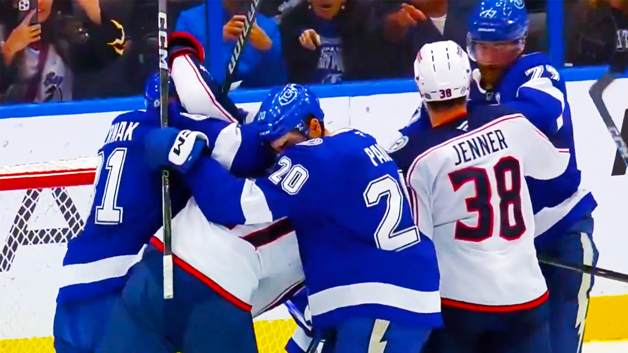James Van Riemsdyk Erik Cernak Fight Argument | Columbus Blue Jackets vs Tampa Bay Lightning 2025 NHL Highlights