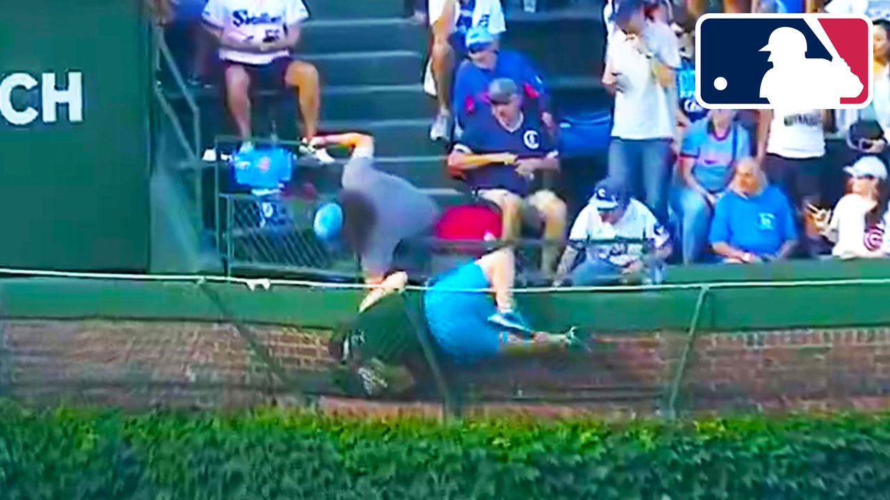 Fan Falls Catching Jac Caglianone’s Home Run Ball | Royals vs Cubs 2025 MLB Highlights