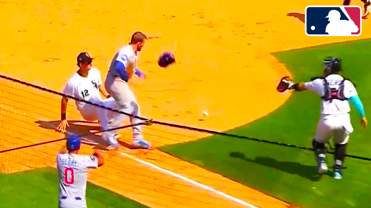 Multiple White Sox Errors Cause Run to Score on Obstruction | Cubs vs White Sox 2025 MLB Highlights