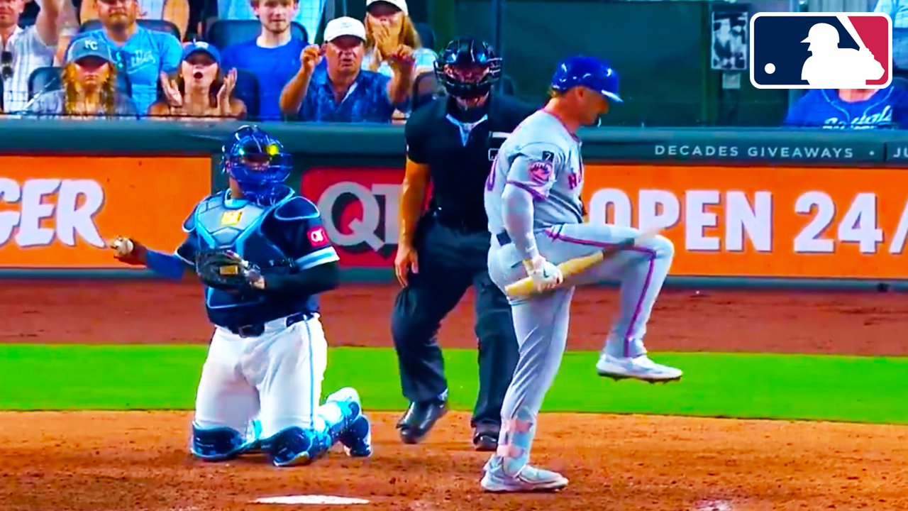 Pete Alonso snapped the bat over his knee after striking out with the bases loaded | Mets vs Rays 2025 MLB Highlights
