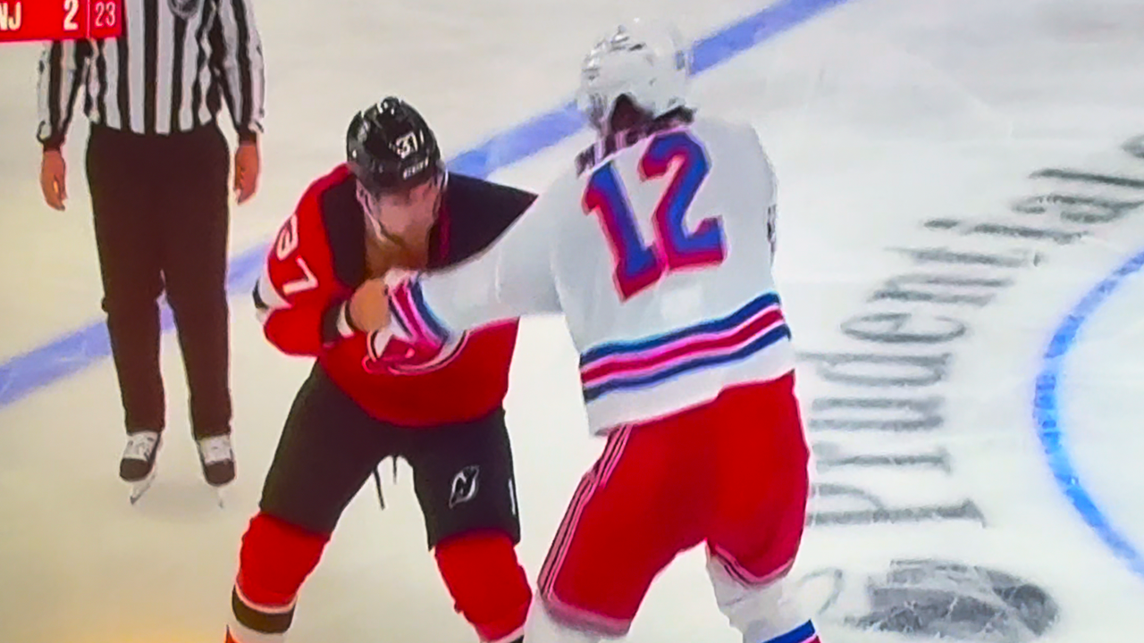 Nathan Legare vs Connor Mackey Fight | New York Rangers vs NJ Devils 2025 NHL Pre-Season Highlights