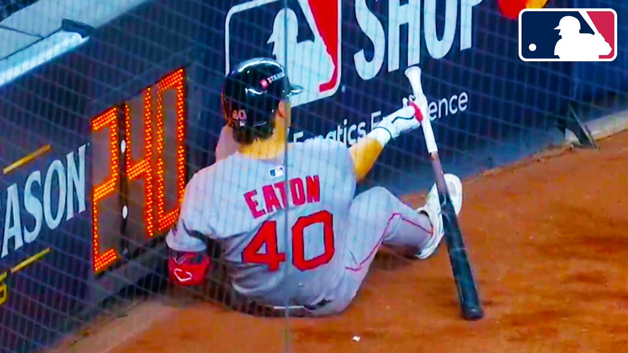 Carlos Narvaez let go of the bat on his inning ending strikeout and it hit Nate Eaton in the on-deck circle | Yankees vs Red Sox 2025 MLB Wildcard Highlights