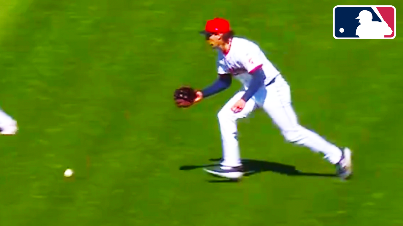 Chase DeLauter just dropped the first ball ever hit to him in an MLB game | Tigers vs Guardians 2025 MLB Wildcard Highlights