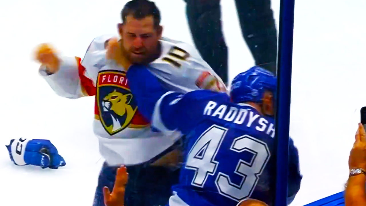 Darren Raddysh AJ Greer Fight & Second Period Brawl | Panthers vs Lightning 2025 NHL Pre Season Highlights