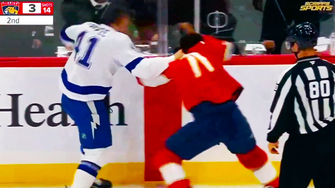 Luke Kunin Mitchell Chaffee Fight 2nd Period Scrum | Panthers vs Lightning 2025 NHL Pre-Season Highlights