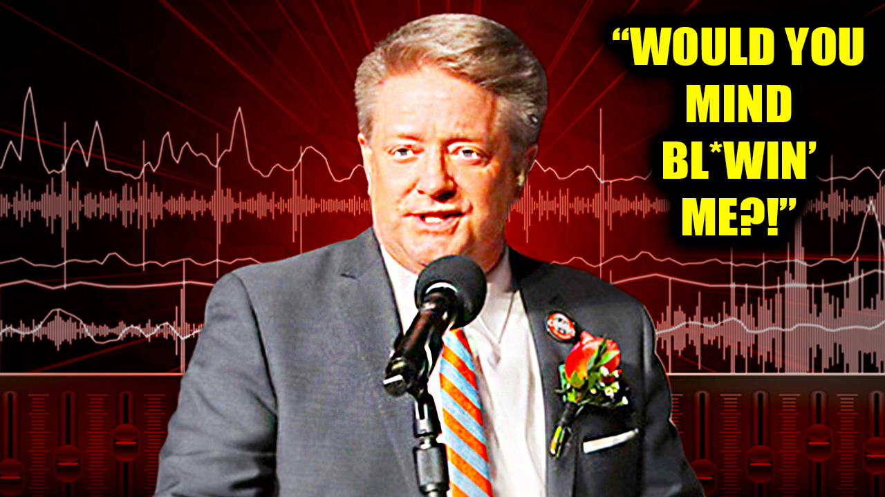 Flyers Announcer Tim Saunders Caught on Hot Mic Making Inappropriate Comment | FULL AUDIO